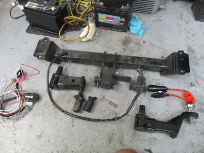 11-17 BMW X3 Hidden Hitch Kit W/ Towing Kit & Accessories Tow CURT - Image 1 of 4