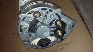 EXCAVADORA CAT-VOLVO 0-120-469-032 BOSCH 55 AMP 24 VOLTIOS ALTERNADOR - Imagen 1 de 2