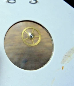 Vacheron & Constantine Cal. 499-1019 Part: 1482 Driving Gear for Crown Wheel - Picture 1 of 2