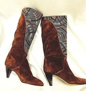 WOMENS BROWN SUEDE DESIGNER ITALIAN BOOTS W/ BEADING SIZE 7 1/2 M - Picture 1 of 9