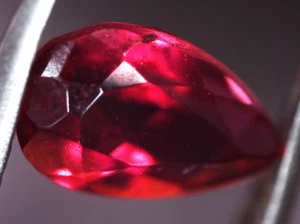 Magnífico Rubi natural talla pera 5x3mm excelente calidad - Imagen 1 de 9