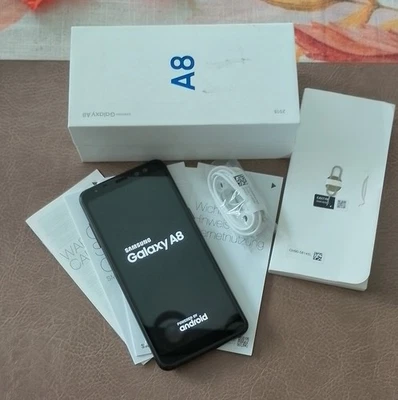 Samsung Galaxy A8 2018 Enterprise Edition 32 GB 4 GB RAM Dual SIM 4G LTE schwarz - Bild 1 von 4
