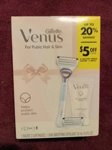 Gillette Venus Rasierer, 2 Klingen & hautglättendes Peeling für Schamhaar & Haut - Bild 1 von 1