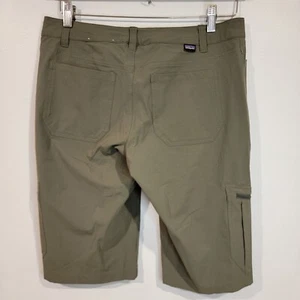 Patagonia Women's Tribune Shorts Cargo Size 8 Green Nylon Stretch Hiking Camp - Picture 1 of 10