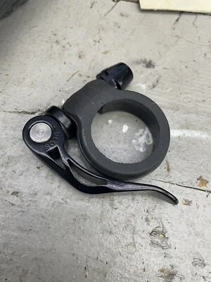 Abrazadera de tija de sillín ORIGIN8 Grip N Seal QR 34,9 mm diámetro negro AL6061-T6 Foto 1 de 3