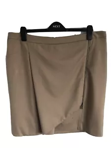 Ladies Camel brown South lined short zip detail skirt - size 18 BNWT - Picture 1 of 8