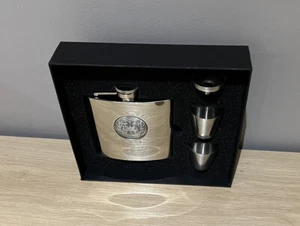 Bugman’s Bar Hip Flask  Warhammer World Exclusive (Fast USA Shipping) - Picture 1 of 3