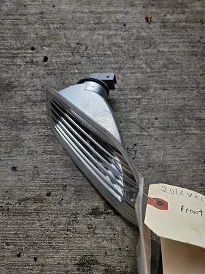 INDICADOR INTERMITENTE DELANTERO IZQUIERDO VESPA LX150 10-16 Foto 1 de 4