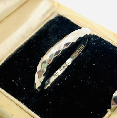 Anillo ondulado martillado de plata esterlina MICHAEL DAWKINS 3 gm talla 8 firmado Foto 1 de 4