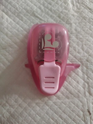 E K Success Paper Punch Heart Shape - Image 1 of 4