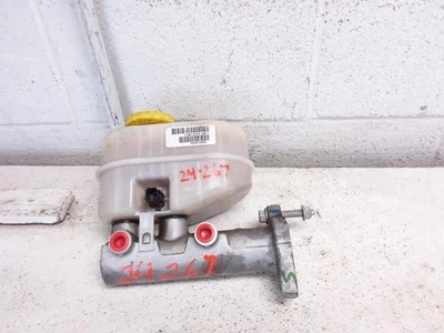 Dodge Ram3500 2020 OEM cilindro maestro de freno  Foto 1 de 4