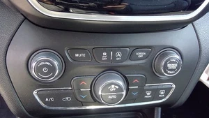 Jeep Cherokee 2019 20 21 22 23 control de temperatura con controles de doble zona - Imagen 1 de 12