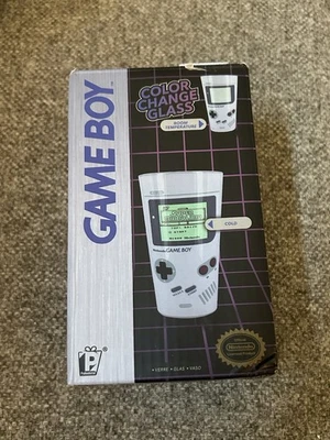 Vaso Gameboy Cambio de Color Pinta Cristal Oficial Nintendo Paladone Nuevo En Caja Foto 1 de 4