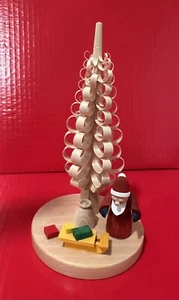 Erzgebirgische Volkskunst Seiffen Richard Glasser Wood Chip Tree w/Santa ~ Read - Bild 1 von 8