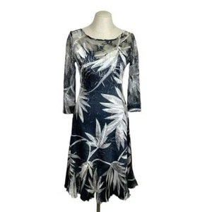 KOMAROV Lace Floral Dress - Picture 1 of 9