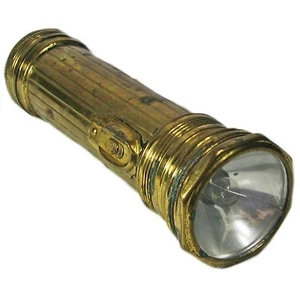 Linterna vintage Eveready de SoniaMcD's Trashed Out - - Imagen 1 de 12