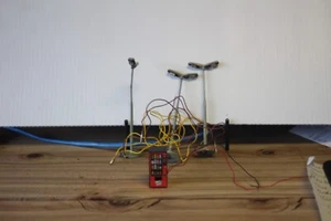 (3) Marklin HO LED Street Lamps& (1) Light- up Vending Machine Sweet Spot(2916) - Picture 1 of 2