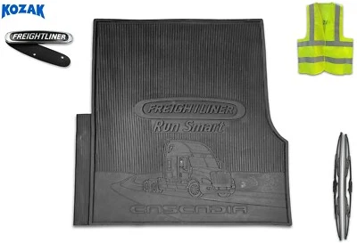 Alfombrilla de goma lado izquierdo con logotipo negro para Freightliner Cascadia 2008-2017 Foto 1 de 4