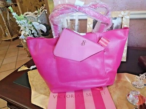 VICTORIA'S SECRET ~ LEATHER EW TOTE - WITH POUCH - PINK SAFFIANO - Foto 1 di 5
