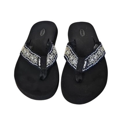 Teva Flip Flops Women Size 8 Mush II Black Blue Patterned Thong Comfort Sandal - Image 1 of 4