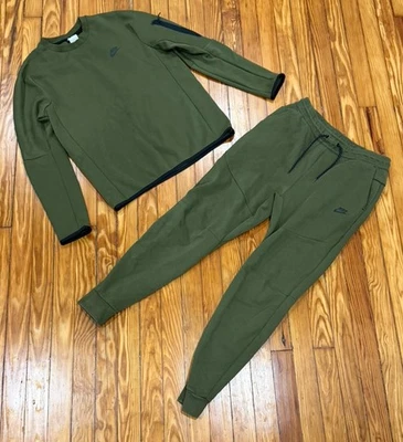 Nike Sportswear Tech Fleece Green Tracksuit Men’s Size Medium - Image 1 of 3