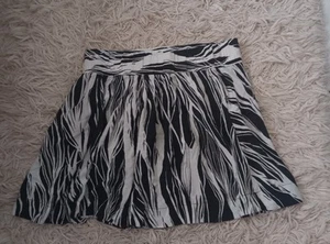 LIZ CLAIBORNE Black & White Elastic Waist, Pocket Skirt SZ XL - Picture 1 of 3