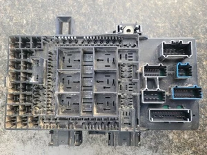 4L1T-14A067-AC 2004 Ford Expedition Lincoln Navigator Fuse Box Relay Unit USED - Bild 1 von 17