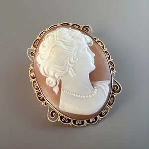 Vintage Woman Cameo Brooch/Pin with 800 Silver Filigree Bezel - Picture 1 of 5