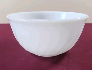 Anchor Hocking Fire King Ware White Swirl Milk Glass 7” Mixing Bowl USA #16 Vtg - Picture 1 of 9