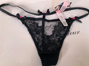 Agent Provocateur Trixie thong S black lace pink rosebuds G-String NEW - Picture 1 of 1