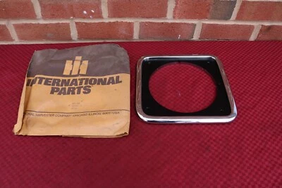 75 76 77 78 79 INTERNATIONAL SCOUT NOS BISEL FARO DERECHO 45483C1 Foto 1 de 4