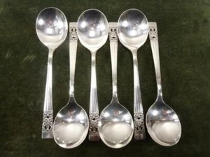 6 Vintage Oneida Coronation pattern silver plated Soup Spoons Hampton - Picture 1 of 1