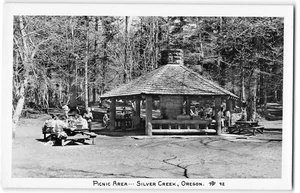 RPPC Picnic Area SILVER CREEK Oregon Park 1940s Vintage Photo Postcard - Picture 1 of 2