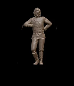 1:9 Scale Russian tank crew ww2 Unpainted Figure - Picture 1 of 1
