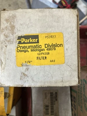 NOS- PARKER 12F42GB PNEUMATIC FILTER 150 PSI NPT 3/4" - Image 1 of 4