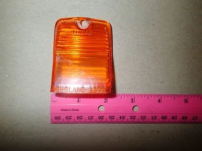 Оригинальный объектив Lucas # L677 янтарь для MG, Aston Mar. Trium - Spit.  - Изображение 1 из 3