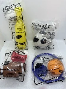 Vintage 2004 Subway Complete Set Of 4 PEANUTS Kids Pak Toys Sealed Ball Sports - Picture 1 of 6