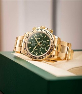 Authentic Luxury New Coronograph Watch Oyster Perpetual Date 34 mm Green Dial 