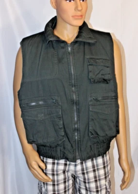 WOODLAND MENS REVERSIBLE VEST SIZE XL HUNTER GREEN & PLAID FULL ZIPPER POCKETS - Image 1 of 4