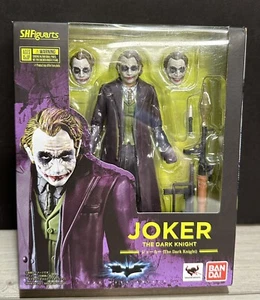 Bandai S.H. Figuarts Batman: The Dark Knight Joker - Factory Sealed - Picture 1 of 4