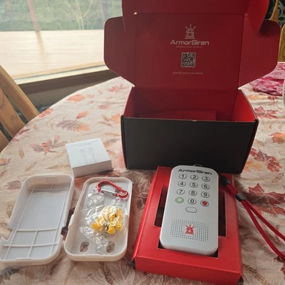 ArmorSiren Portable Personal Security & Alarm with 120dB Siren Motion Detection - Image 1 of 4