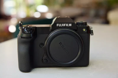 Fuji GFX 100S medium format camera, accessories + GF 80mm lens. Near mint. - Image 1 of 4