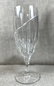 One Mikasa Uptown Crystal Stemmed Iced Tea Glass / Goblet Vertical Swirl Cuts - Picture 1 of 5