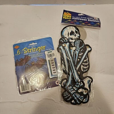 Cadena de murciélagos de papel/juego de 2 esqueletos colgantes de Halloween de colección Foto 1 de 4