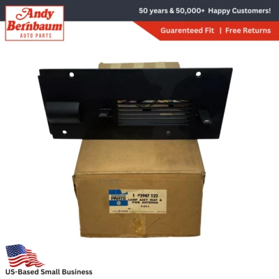 Chrysler Newport 1969-1970 Cortesía Mapa Lámpara Luz con Antena de Alimentación 2947122 Nuevo de Lote Antiguo Foto 1 de 4