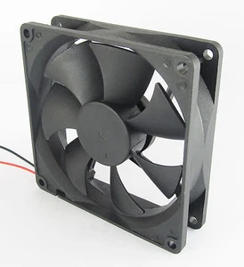Brushless DC Cooling Fan 12V 92 x 92 x 25mm 9225 - Picture 1 of 3