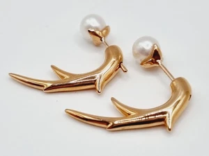 Shaun Leane Hooked Pearl Talon Earring 18ct Rose Gold Vermeil Silver White - Picture 1 of 10