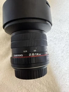 Samyang 14mm F2.8 Ultra-Wide EF Lens for Canon, Used, No Scratches - Imagen 1 de 4