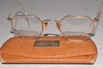 Antique American Optics AO  1/10 12K Gold Filled Octagon Eyeglasses Frames - Image 1 of 4