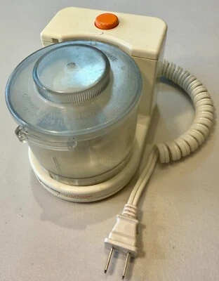 Black & Decker Small Handy Chopper Mincer HC20 Type 2 Food Processor; Used - Image 1 of 4